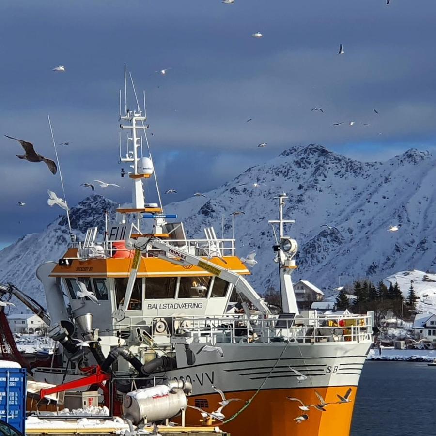 Lofoten Seaside Ballstad Bagian luar foto